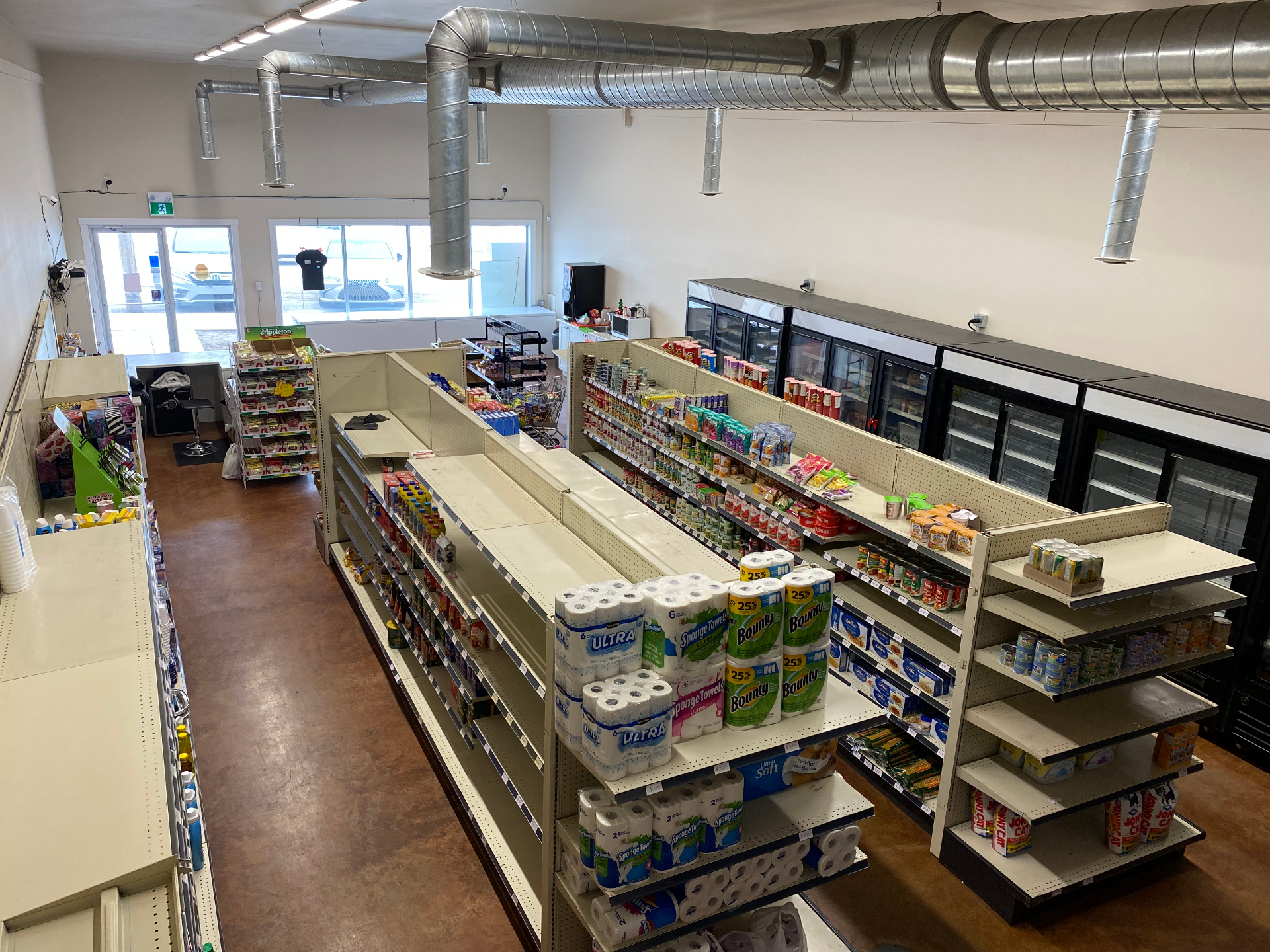 距离萨斯卡通东北部30公里，Aberdeen 商业物业出售！——林与唐地产 - 7